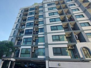 Notting Hill Tiwanon-Kaerai