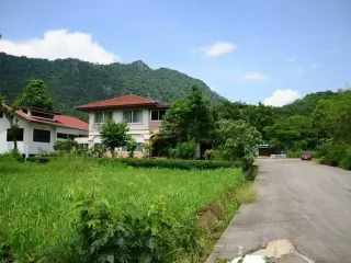 Khao Loi Resort