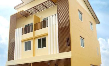 Sirarin Townhome