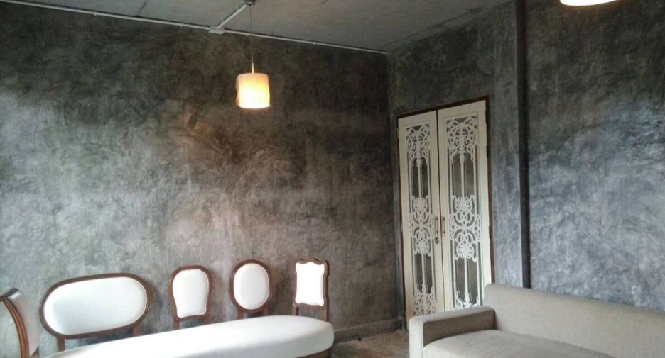 Phuket Phuchada Residence