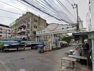 Sri Thai Condominium