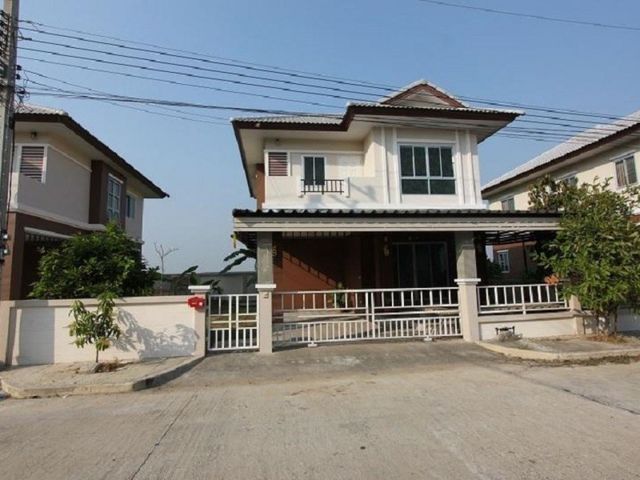 หมู่บ้านนทิชาการ์เด้นท์