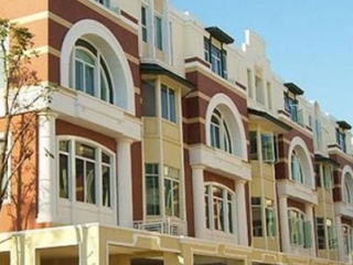 Bann Ravipa Sukhumvit 103