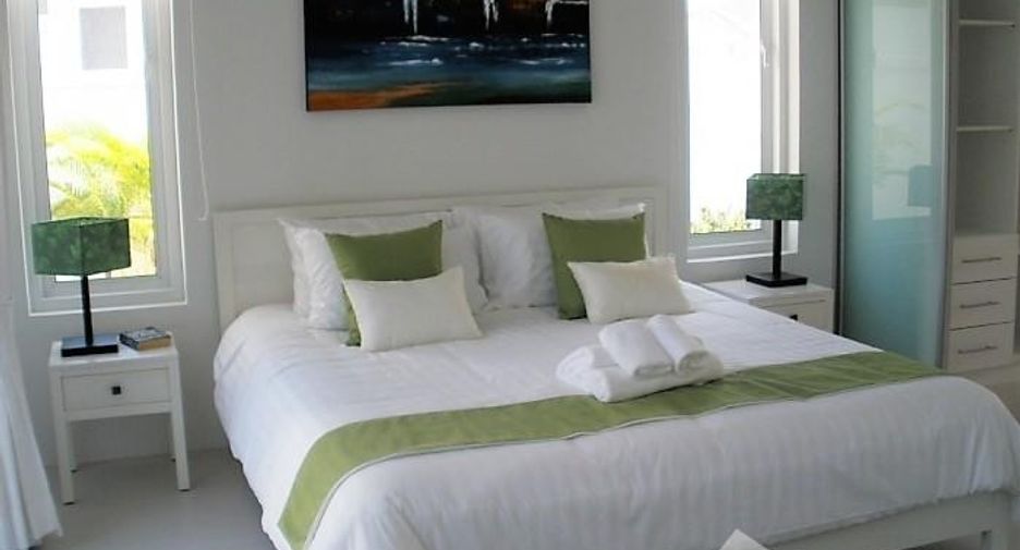White Stone Villas