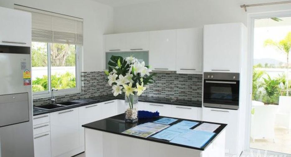 White Stone Villas