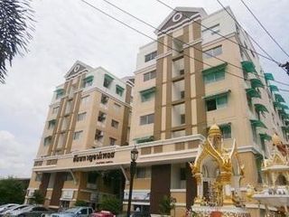 Assakarn Place Ramkhamhaeng-Wongwan Building 2