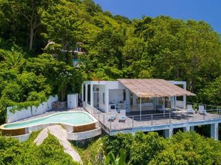 Villa Ana