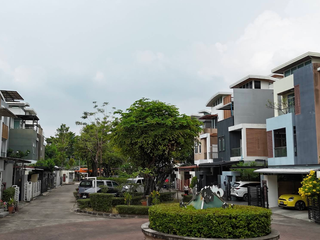 Iris Residence
