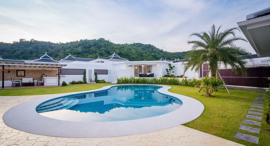 Falcon Hill Hua Hin