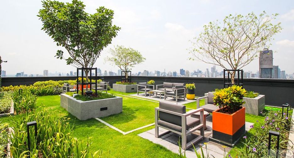 THE BASE Phetchaburi-Thonglor
