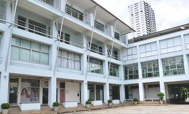 Metha Wattana Building