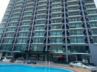 At First Side Condominium