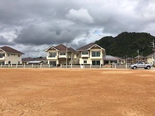 Baan Thanarak, Armée royale thaïlandaise, Chiang Rai