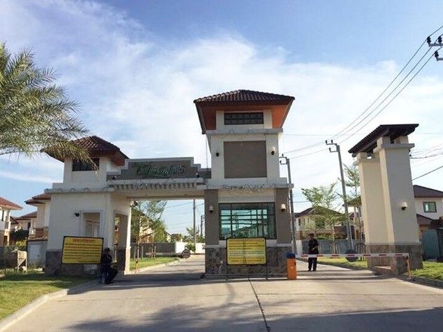 Baan Fuengsuk 5