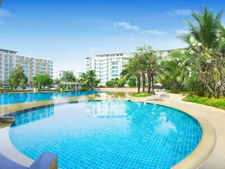 The Lake Sathorn – Wutthakat