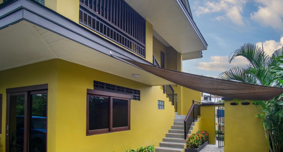Baan Talay Apartments