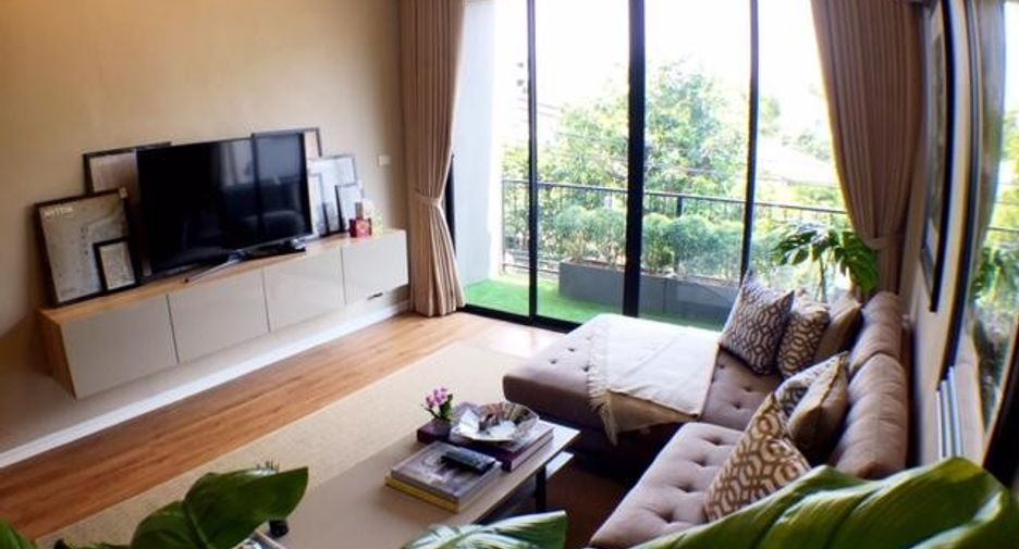 Townhouse Sukhumvit 65