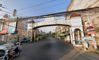 Muban Pongsirichai 4 Petchkasem 81