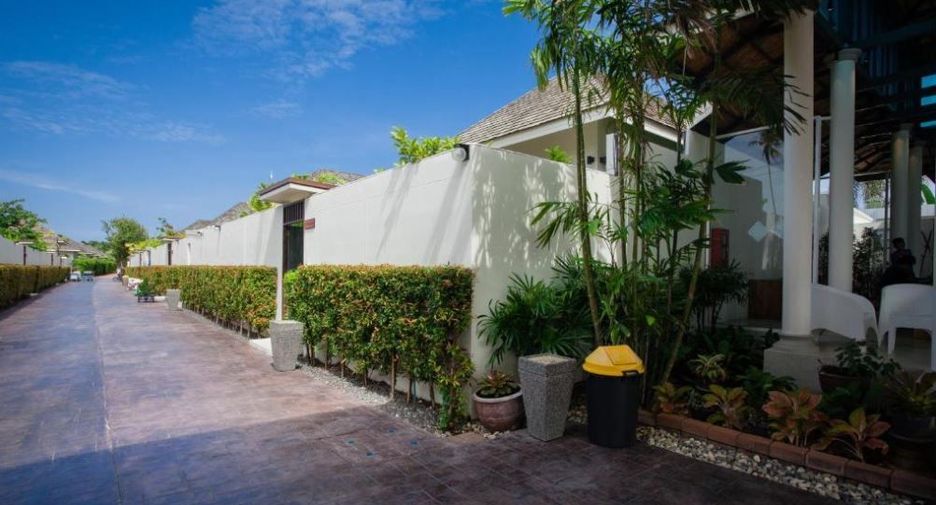 Areeca Pool Villa