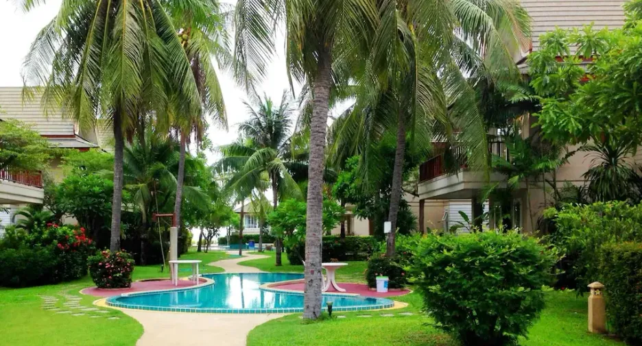 Baan Tale Samran