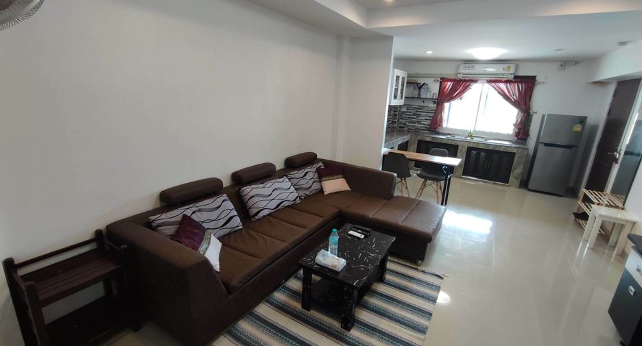 Sakon Townhome