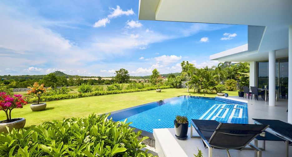 Silverhill Residence