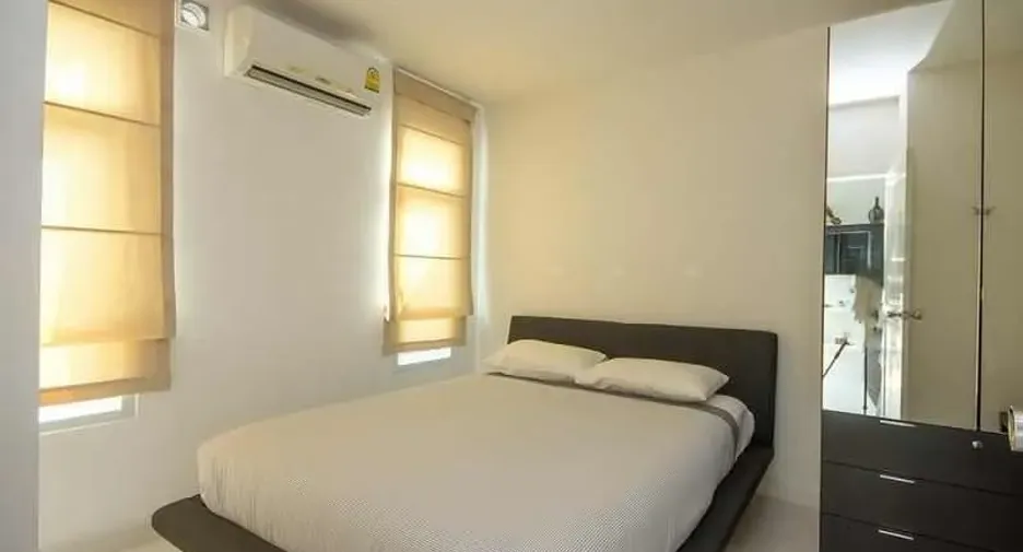Paknampran Townhouse With Pool