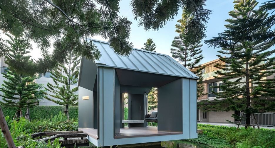 Artel Phatthanakan-Thonglor