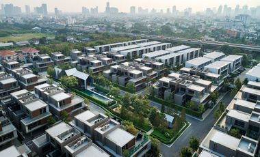Artel Phatthanakan-Thonglor