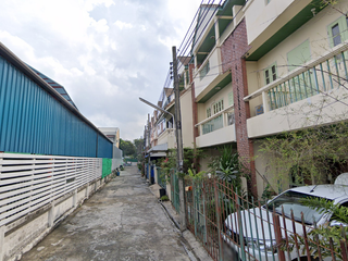Baan Ruay Suk Village 64