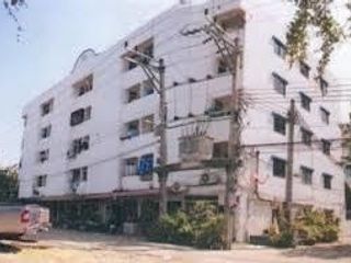 Pueng Boon Mansion
