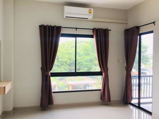 Buathong Pool Villa