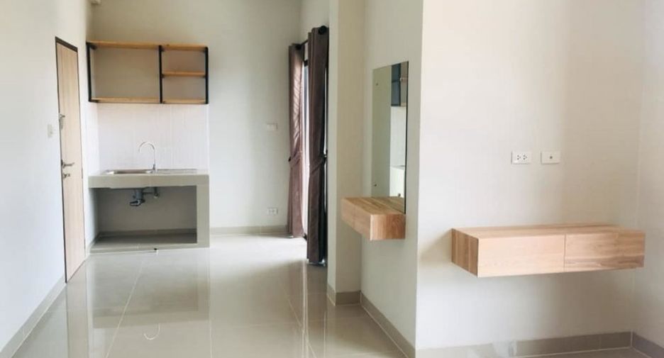 Bung Bua Thong Pool Villa