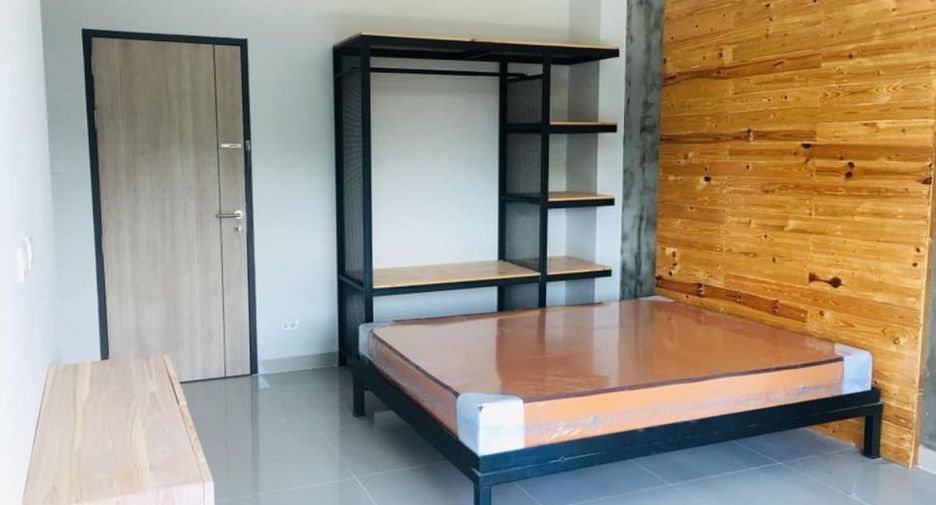Bung Bua Thong Pool Villa