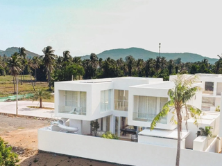 Leleaf Sea Beach Hua-Hin