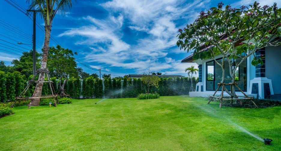 Laguna Homes