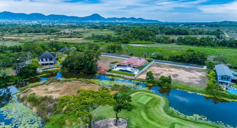 Laguna Homes