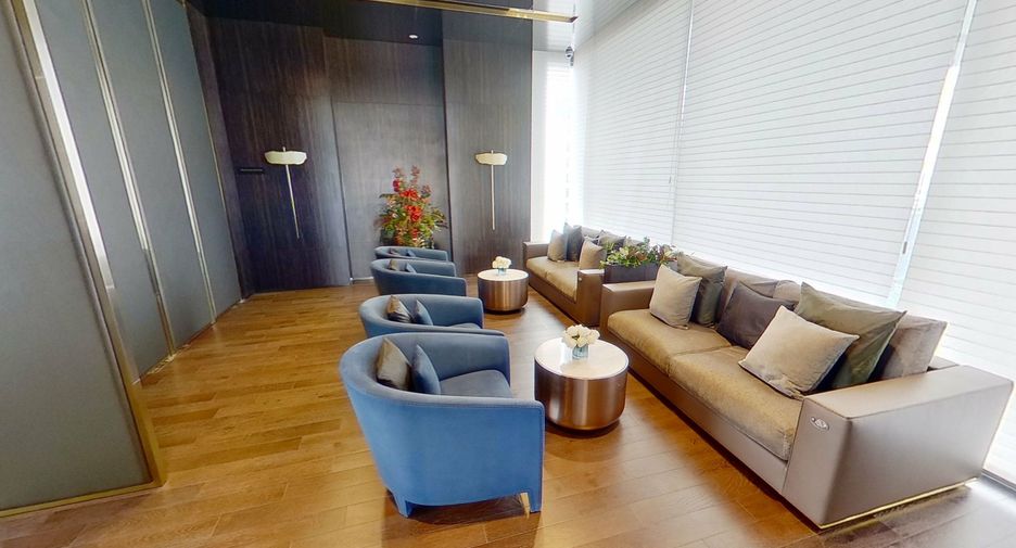 LAVIQ Sukhumvit 57