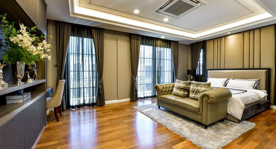 For sale そして for rent 4 Beds house in Yan Nawa, Bangkok