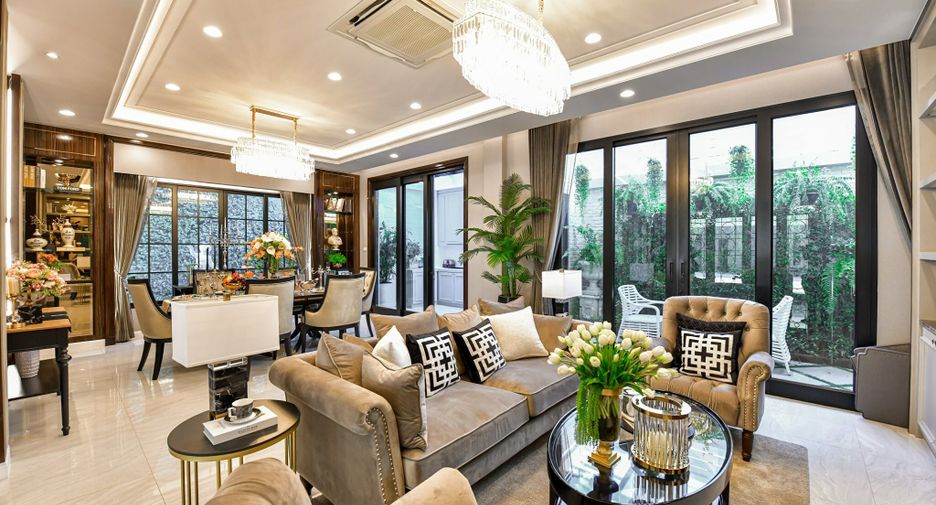 For sale and for rent 4 bed house in Yan Nawa, Bangkok