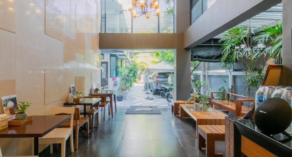 Silom Forest