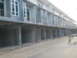 Prakai Thong Ville Extra