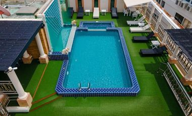 The Whitehouse Condotel