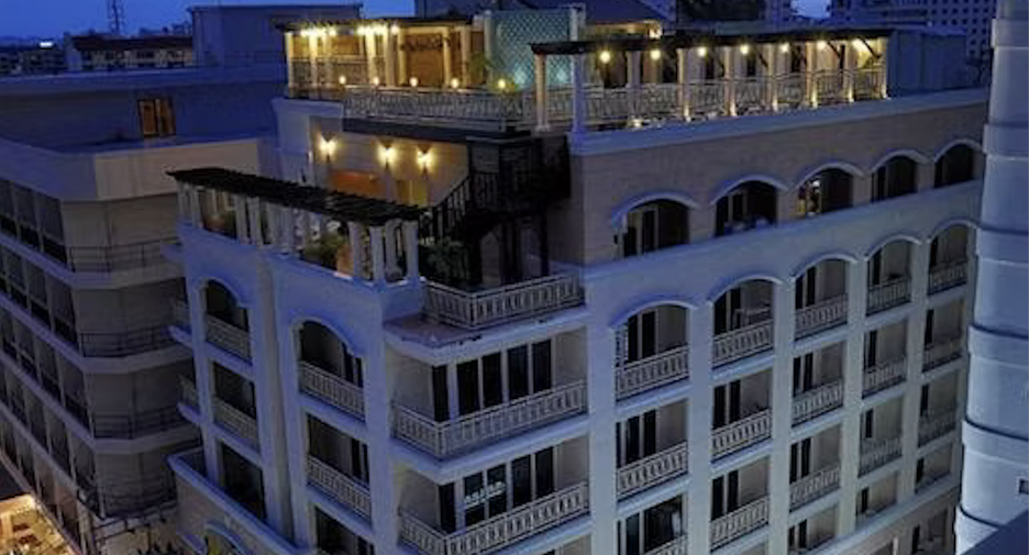 The Whitehouse Condotel