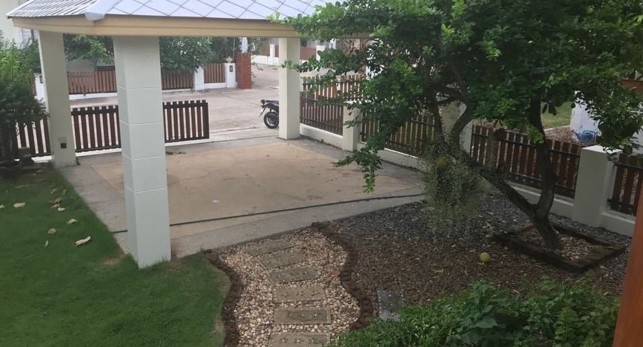 Amorn Village Place Condo