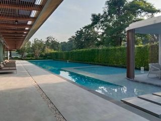 Hyde Park Vibhavadi