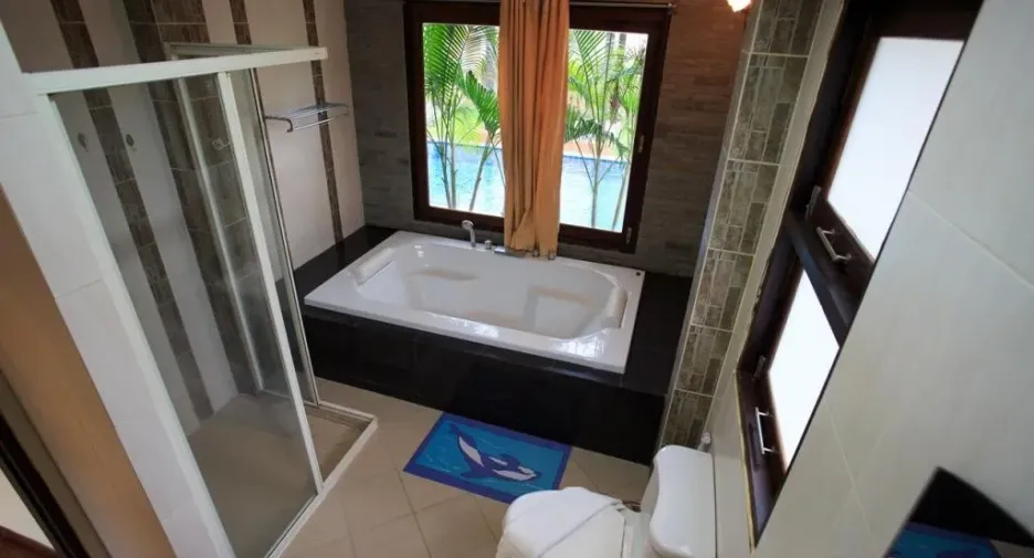 Whispering Palm Resort & Plu Villa