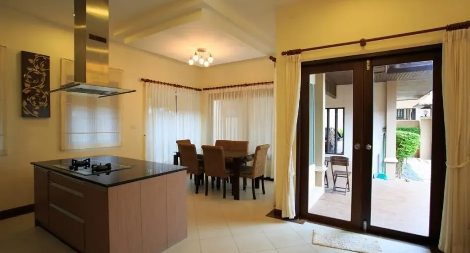 Whispering Palm Resort & Plu Villa