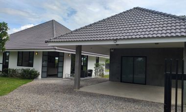 Nam Phrae Villa Park