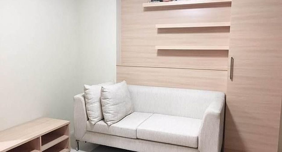 For sale 1 bed condo in Wang Thonglang, Bangkok